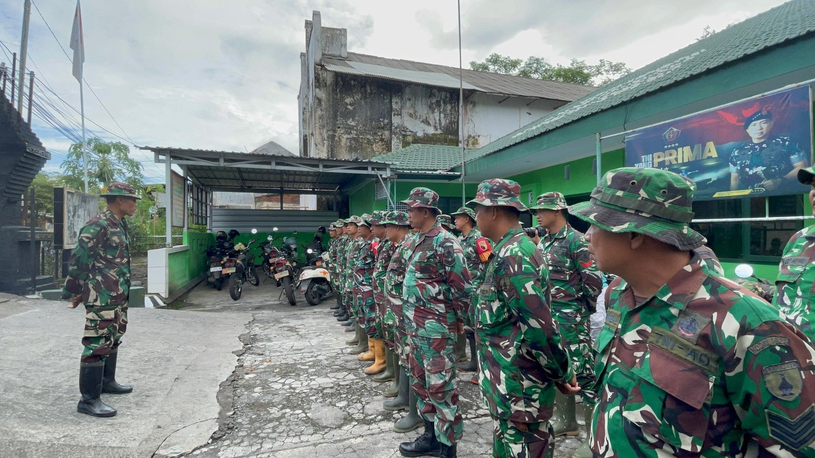 Personel Kodim 0821/Lumajang Gelar Apel Siaga Bencana, Percepatan Pembersihan Pasca Lahar Dingin Semeru