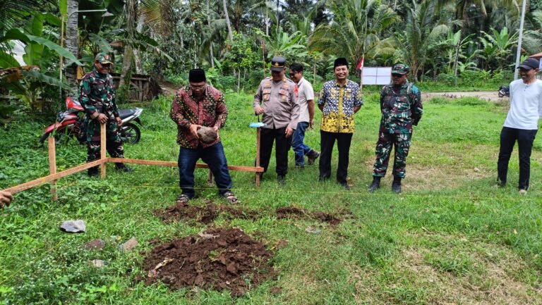 Peletakan Batu Pertama Pembangunan KDKMP Desa Bunder, Sinergi Wujudkan Kemandirian Ekonomi Desa