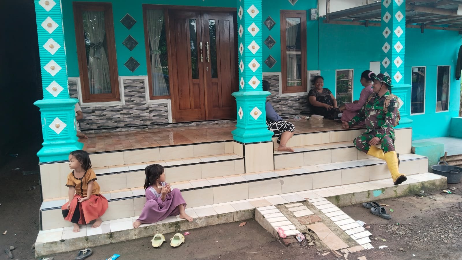 Satgas TMMD Ke-128 Gelar Komsos Sampaikan Program Fisik dan Non Fisik ke Warga Brabe