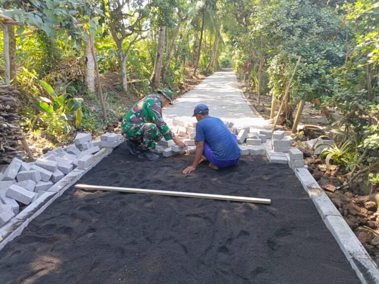 Pavingisasi Berikan Dampak Positif, Jalan Desa Brabe Kini Lancar Dan Dongkrak Perekonomian Warga. 